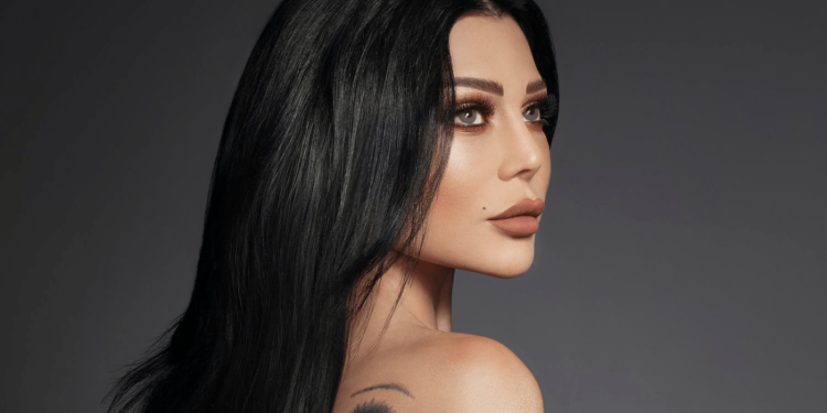 هيفاء وهبي تقاضي صفحات على مواقع التواصل الاجتماعي بسبب نشر فيديوهات مفبركة